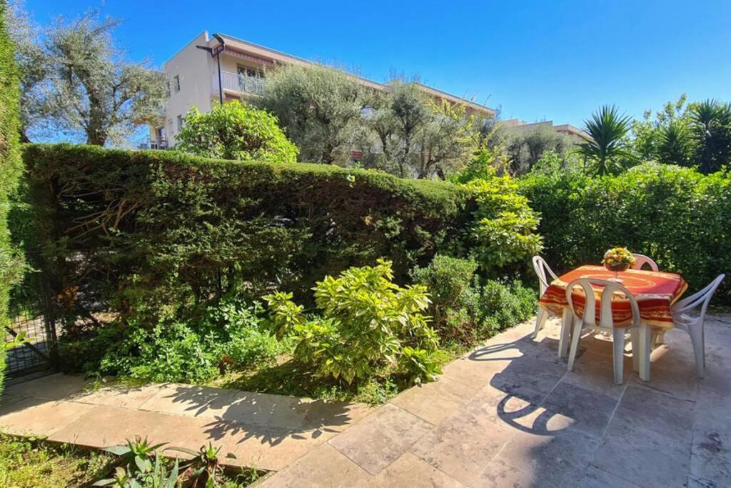 Casalionelantibes 70 Sqm Apartment With Garden And Parking Εξωτερικό φωτογραφία